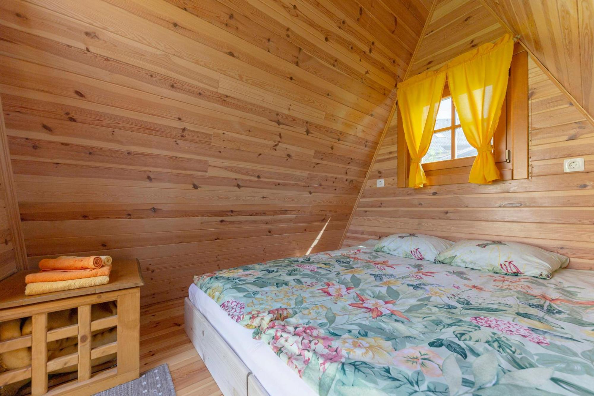 Glamping Mohorjev Grunt Hotel Preddvor Kültér fotó