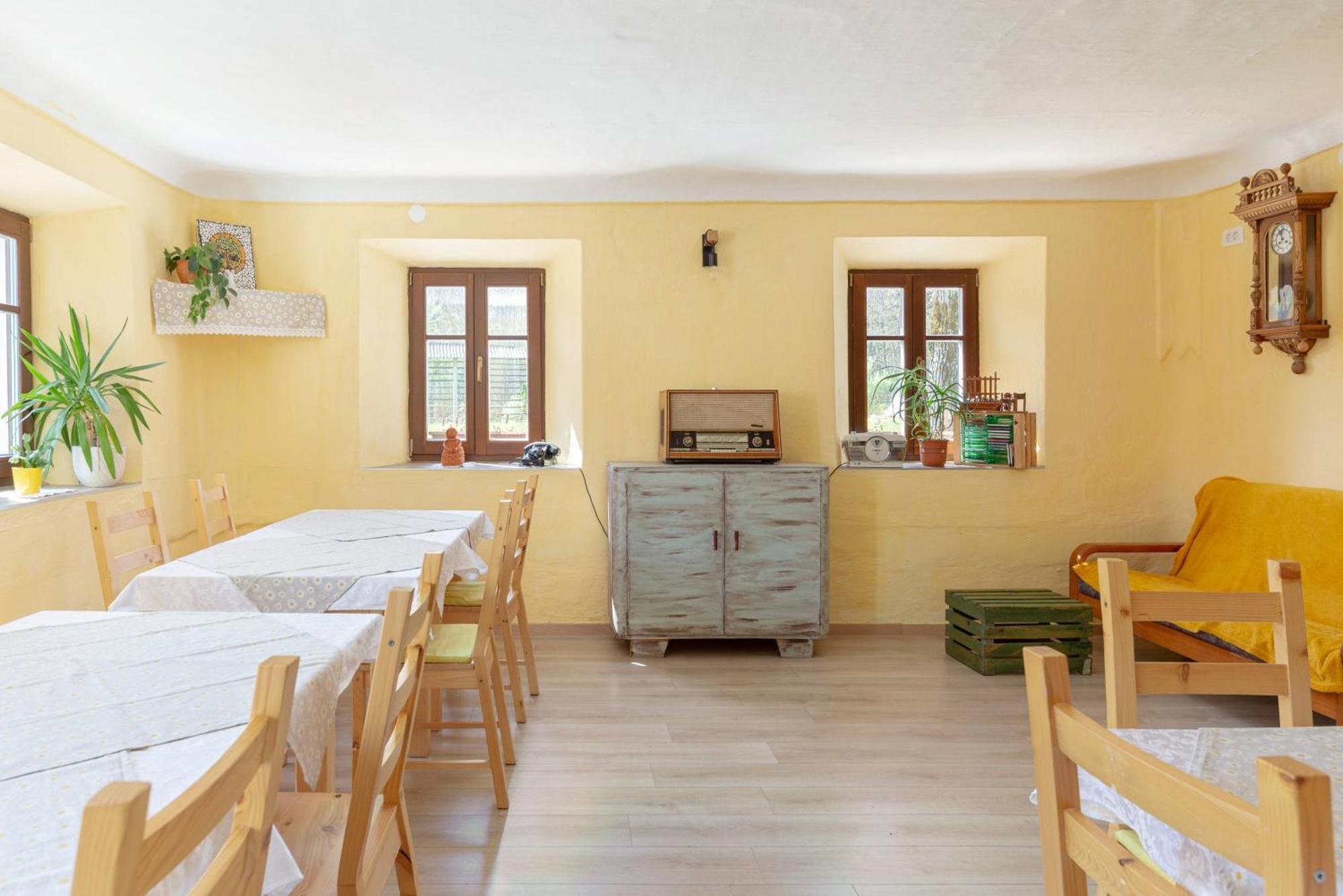 Glamping Mohorjev Grunt Hotel Preddvor Kültér fotó