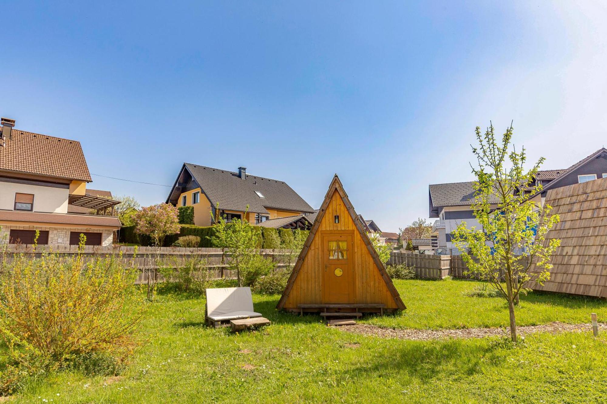 Glamping Mohorjev Grunt Hotel Preddvor Kültér fotó